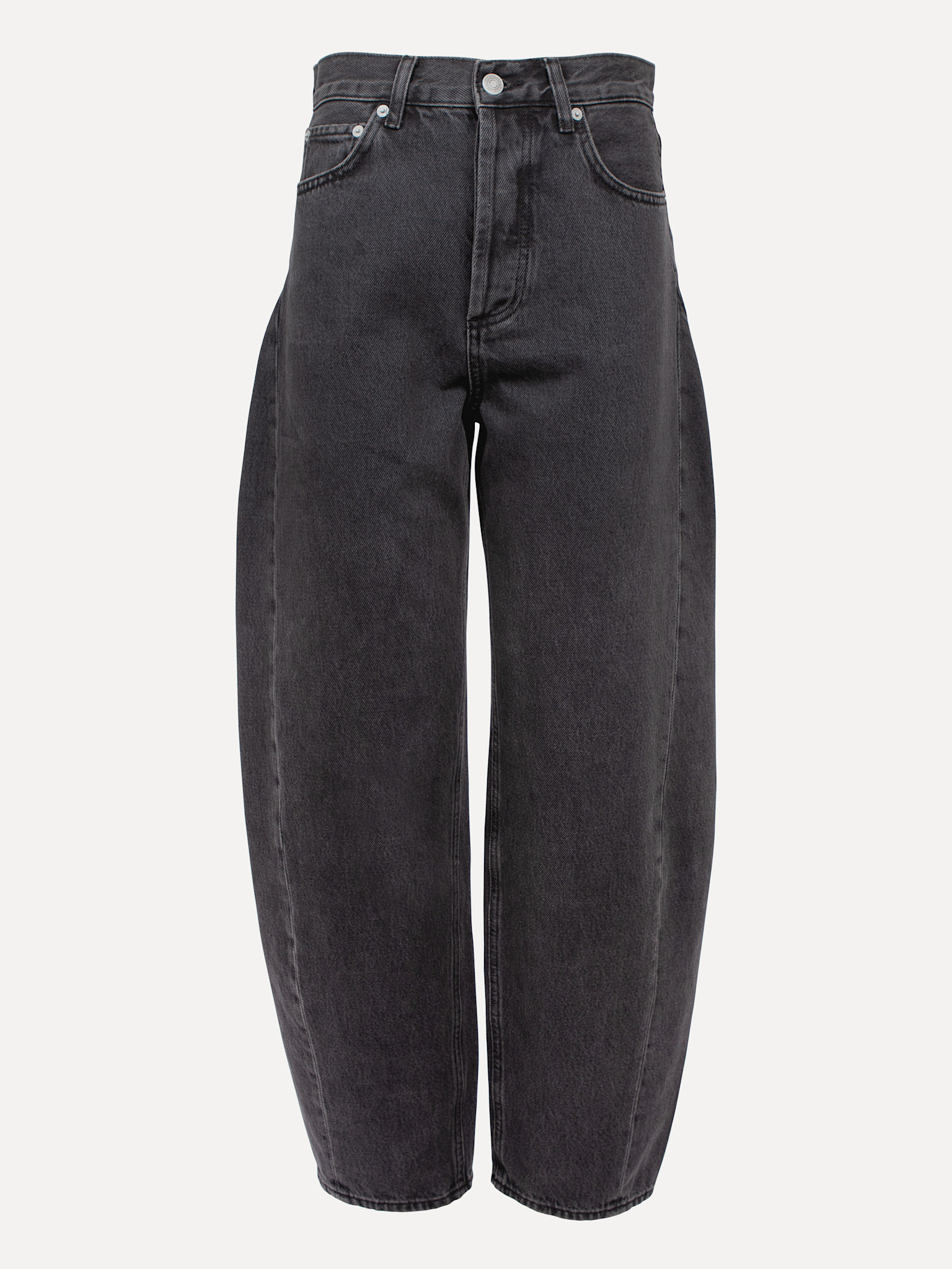 Les Soeurs ballonjeans Meryl 1. Sommige favorieten groeien stilletjes uit tot de basis van je garderobe. De zwarte wassin...