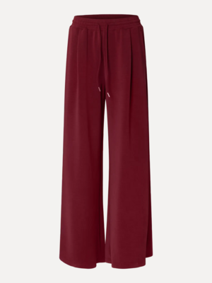 Pantalon Tenny-Katrina. Tous les jours ne demandent pas un jean. Avec sa coupe large et sa matière douce, ce pantalon off...