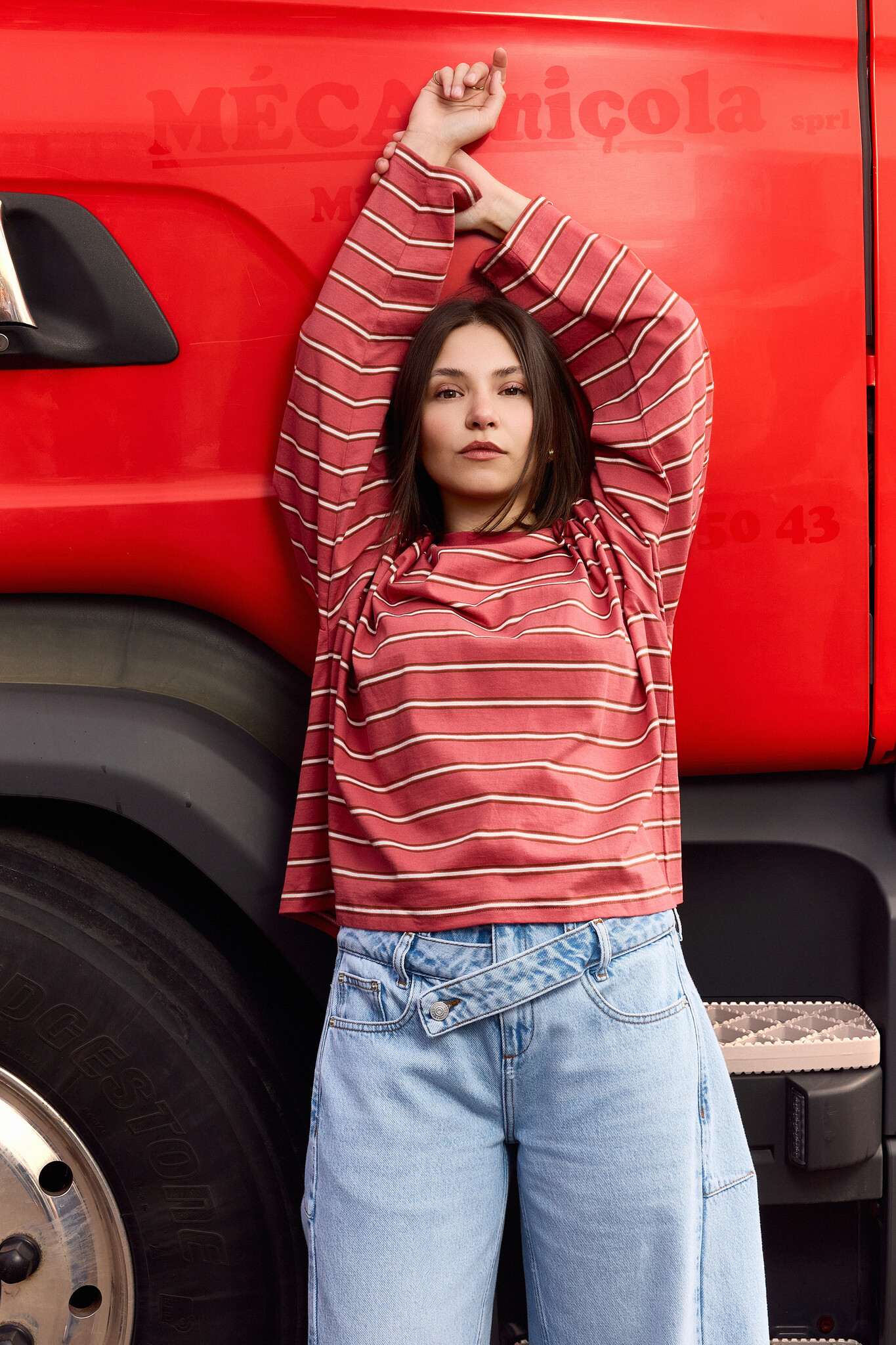 Les Soeurs jean balloon double waistband Marlene 3. Il y a des jours où votre tenue n'a besoin de rien de plus. Associez ...