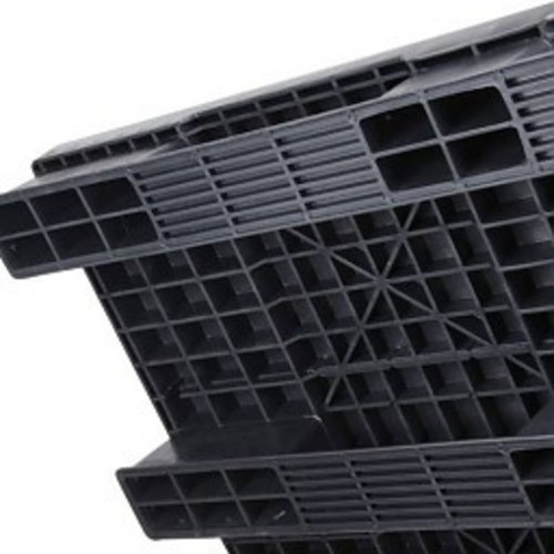 Zware kunststof pallet 1200x1000x150mm - 1500 kg, gesloten dek, opstaande rand