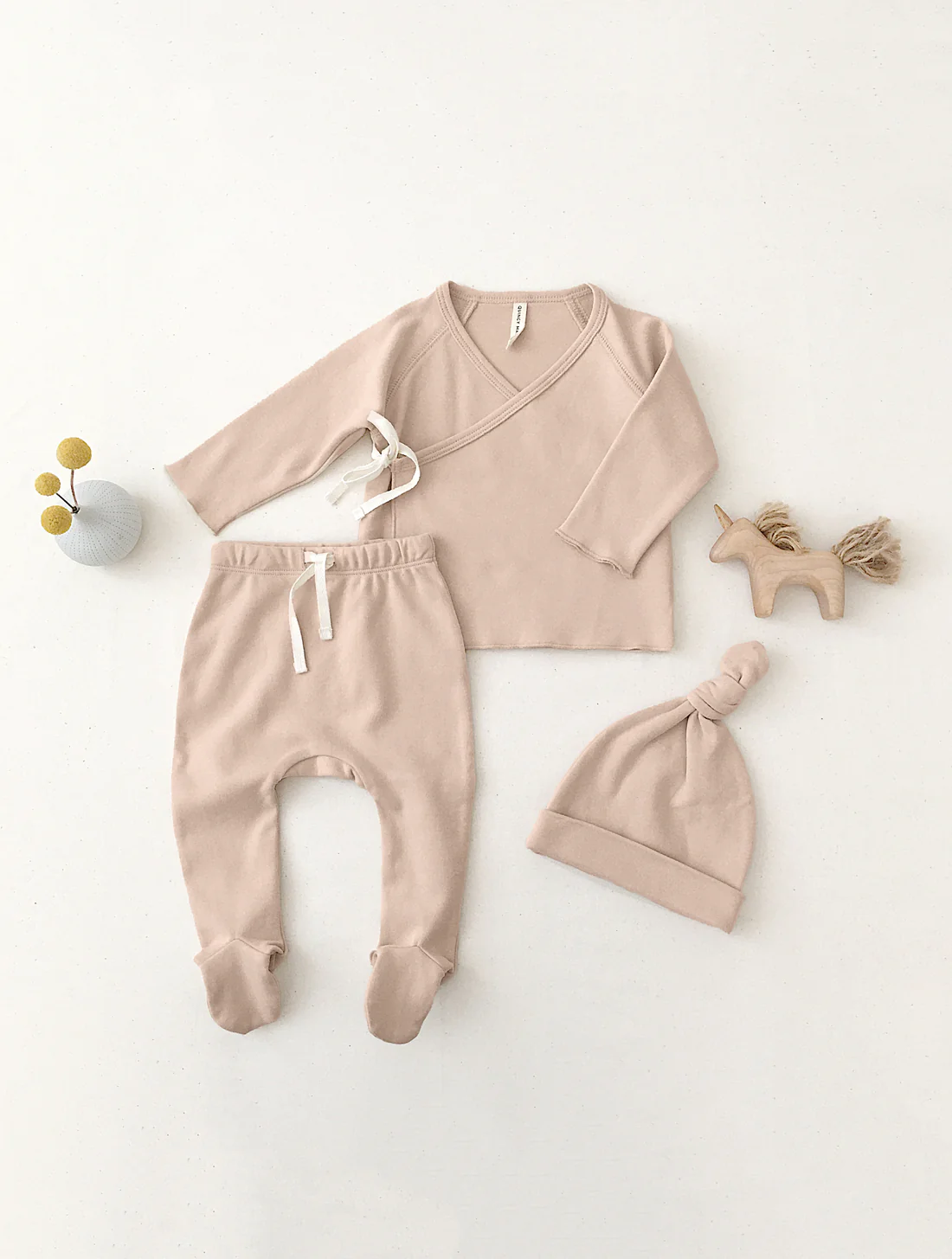 Quincy Mae Wikkeltop + broek set met voet | Blush