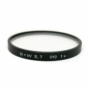 B+W Series 7 UV