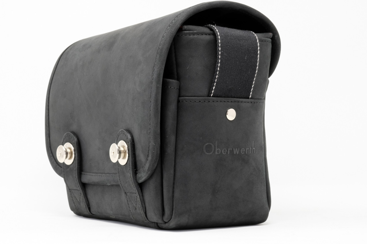 Oberwerth Q2 Bag Leica Store Manchester