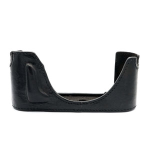 Leather Half Case M (Typ 240), Black