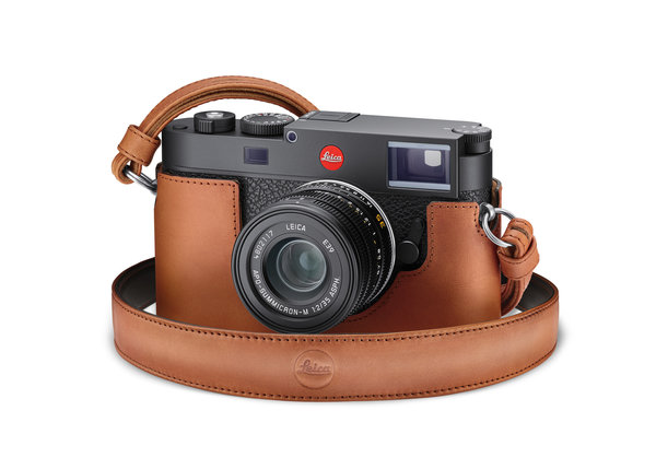 LEICA×Ermenegildo Zegna 限定キーリング 新品未使用 Ermenegildo Zegna Teams Up With Leica for Accessory Collection
