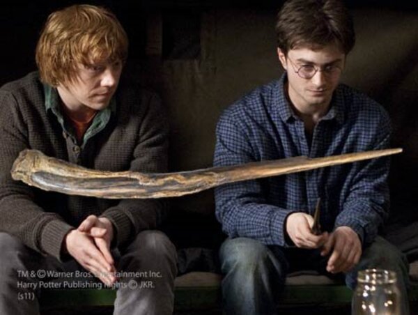 The Noble Collection Harry Potter and the Deathly Hallows Snatcher Wand The Noble Collection Harry Potter and the Deathly Hallows Snatcher Wand