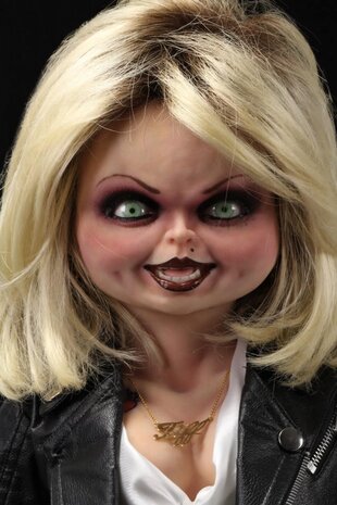 NECA Bride of Chucky: Life Sized Tiffany Replica NECA Bride of Chucky: Life Sized Tiffany Replica