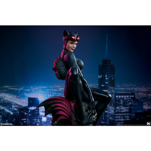 Sideshow DC Comics: Catwoman Premium Statue Sideshow DC Comics: Catwoman Premium Statue