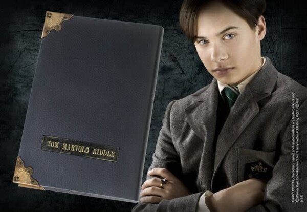 The Noble Collection Harry Potter: Tom Riddle Diary The Noble Collection Harry Potter: Tom Riddle Diary