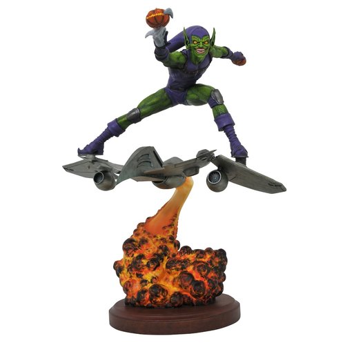 Diamond Direct Marvel Premiere: Green Goblin Comic Statue Diamond Direct Marvel Premiere: Green Goblin Comic Statue