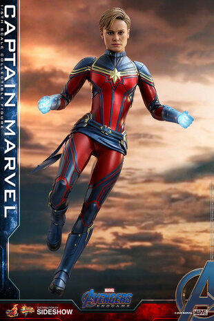 Marvel: Avengers Endgame - Captain Marvel 1:6 Scale Figure Marvel: Avengers Endgame - Captain Marvel 1:6 Scale Figure