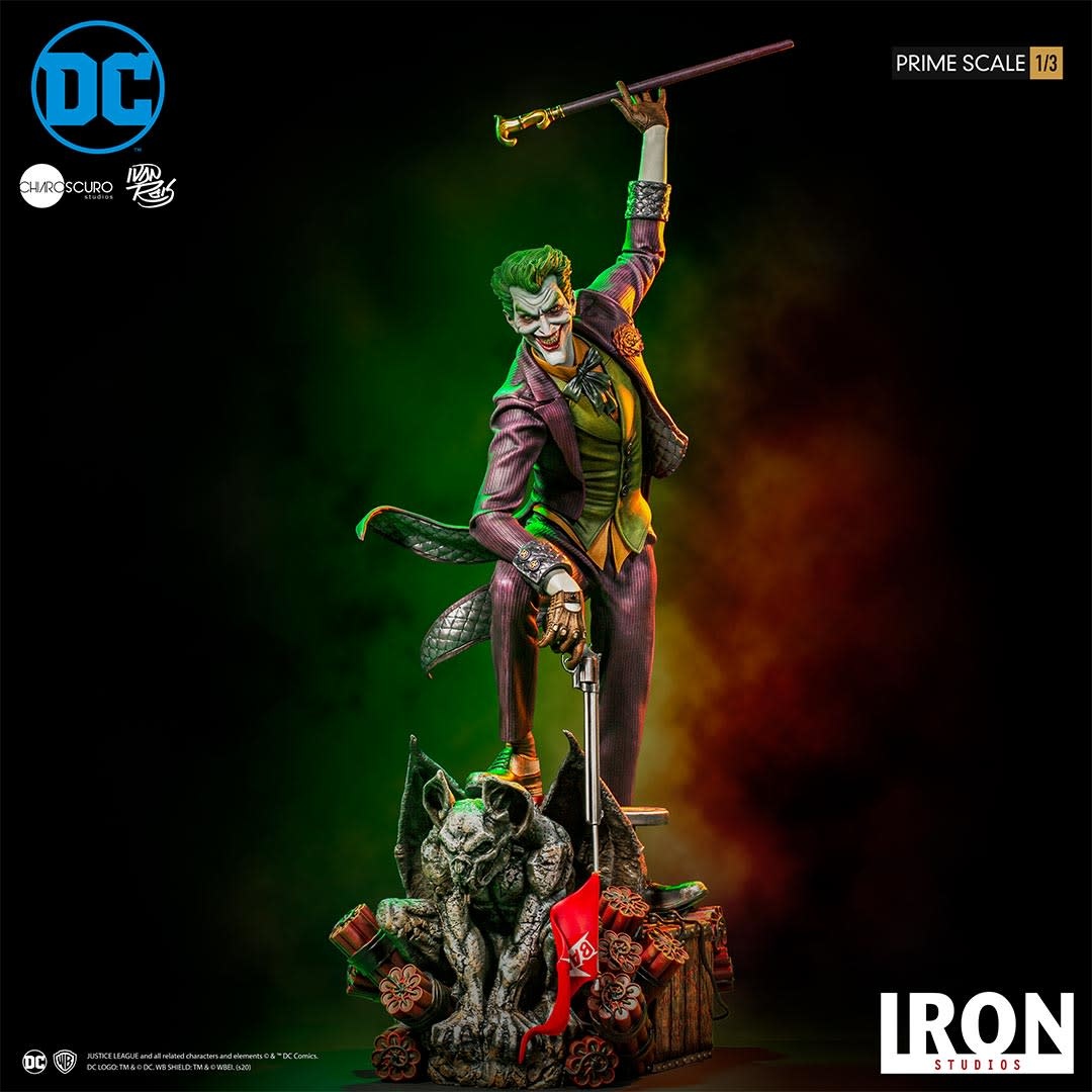 DC Comics The Joker 13 Scale Statue by Ivan Reis Fans