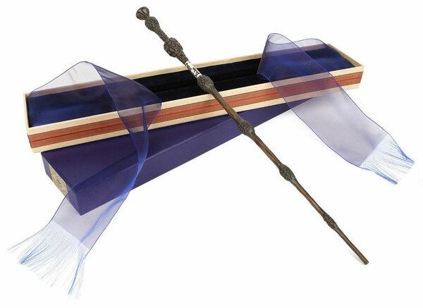 The Noble Collection Harry Potter - Dumbledore`s Wand (Ollivander) The Noble Collection Harry Potter - Dumbledore`s Wand (Ollivander)