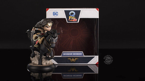 Quantum Mechanix DC Comics: Wonder Woman on a Horse Q-Fig Max PVC Diorama Quantum Mechanix DC Comics: Wonder Woman on a Horse Q-Fig Max PVC Diorama