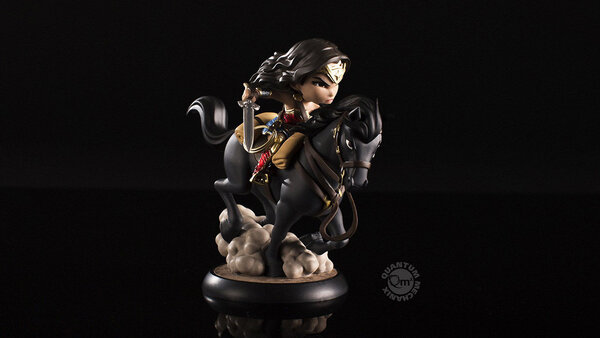 Quantum Mechanix DC Comics: Wonder Woman on a Horse Q-Fig Max PVC Diorama Quantum Mechanix DC Comics: Wonder Woman on a Horse Q-Fig Max PVC Diorama