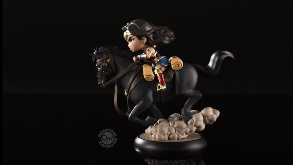 Quantum Mechanix DC Comics: Wonder Woman on a Horse Q-Fig Max PVC Diorama Quantum Mechanix DC Comics: Wonder Woman on a Horse Q-Fig Max PVC Diorama