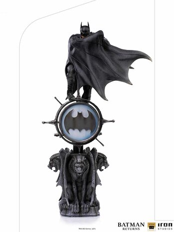 Iron Studios DC Comics: Batman Returns - Deluxe Batman 1:10 Scale Statue Iron Studios DC Comics: Batman Returns - Deluxe Batman 1:10 Scale Statue