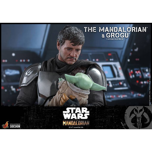 Hot toys Star Wars: The Mandalorian - The Mandalorian and Grogu 1:6 Scale Figure Set Hot toys Star Wars: The Mandalorian - The Mandalorian and Grogu 1:6 Scale Figure Set