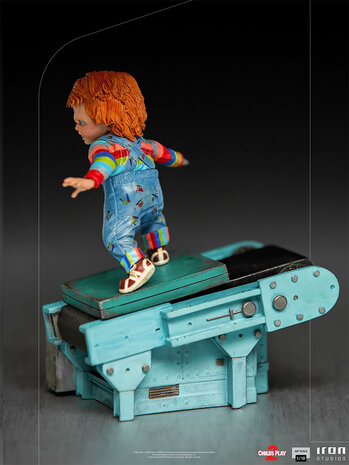 Iron Studios Child's Play 2: Chucky 1:10 Scale Statue Iron Studios Child's Play 2: Chucky 1:10 Scale Statue