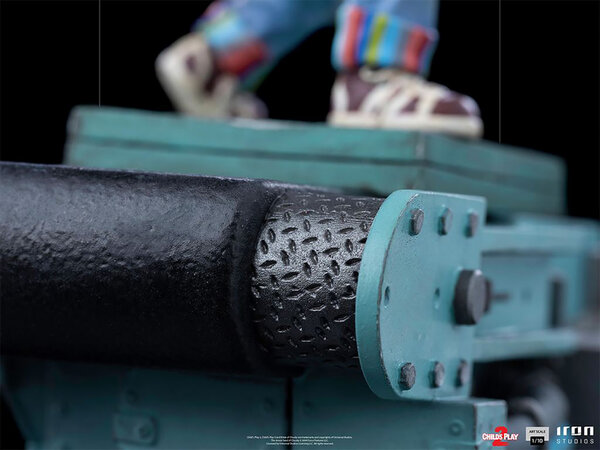 Iron Studios Child's Play 2: Chucky 1:10 Scale Statue Iron Studios Child's Play 2: Chucky 1:10 Scale Statue
