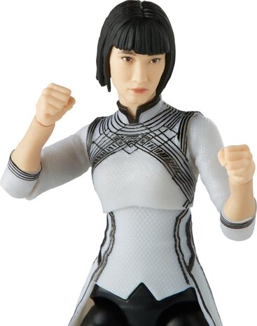 Hasbro Marvel: Shang-Chi and the Legend of the Ten Rings - Xialing Action Figure Hasbro Marvel: Shang-Chi and the Legend of the Ten Rings - Xialing Action Figure