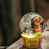 soap studios Tom and Jerry: Candy Snow Globe soap studios Tom and Jerry: Candy Snow Globe