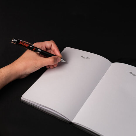 Grupoerik Batman - A5 premium notebook + pen Grupoerik Batman - A5 premium notebook + pen