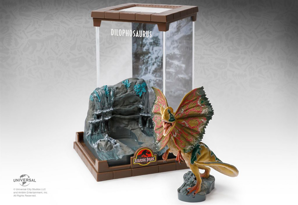The Noble Collection Jurassic Park: Creature Dilophosaurus The Noble Collection Jurassic Park: Creature Dilophosaurus