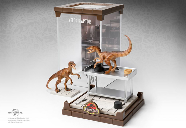 The Noble Collection Jurassic Park: Creature Velociraptor The Noble Collection Jurassic Park: Creature Velociraptor