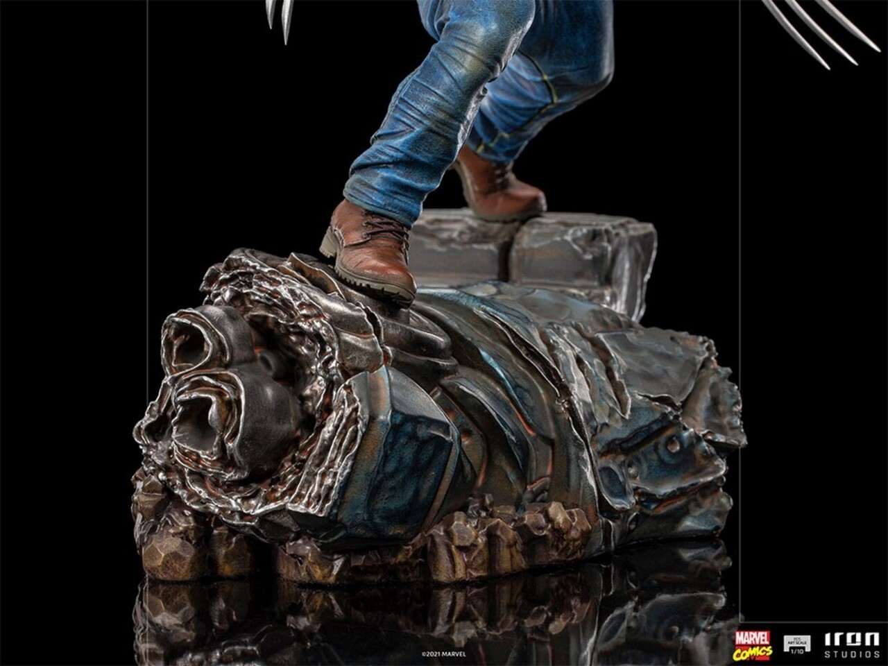 Iron Studios Marvel: X-Men - Logan 1:10 Scale Statue Iron Studios Marvel: X-Men - Logan 1:10 Scale Statue