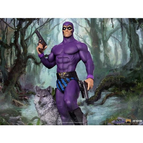 Iron Studios The Phantom: Deluxe The Phantom 1:10 Scale Statue Iron Studios The Phantom: Deluxe The Phantom 1:10 Scale Statue