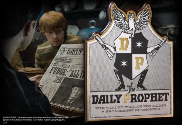 The Noble Collection Harry Potter: Daily Prophet Wall Plaque The Noble Collection Harry Potter: Daily Prophet Wall Plaque