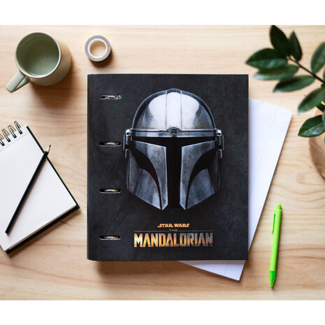 Star Wars: The Mandalorian Premium 4-Ring Binder Star Wars: The Mandalorian Premium 4-Ring Binder