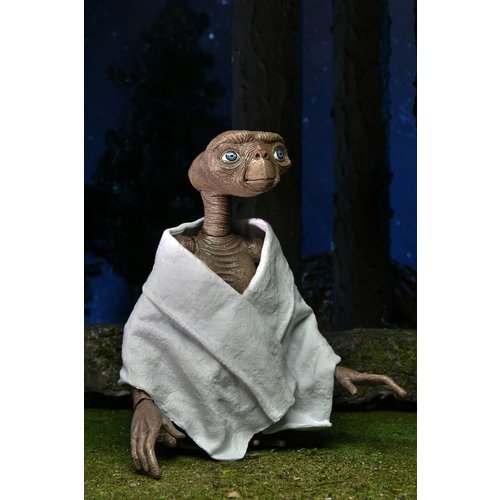 NECA E.T. the Extra-Terrestrial: 40th Anniversary - Ultimate E.T. 7 inch Action Figure NECA E.T. the Extra-Terrestrial: 40th Anniversary - Ultimate E.T. 7 inch Action Figure