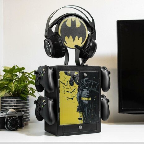 Numskull Designs DC Comics: Batman Gaming Locker Box Numskull Designs DC Comics: Batman Gaming Locker Box