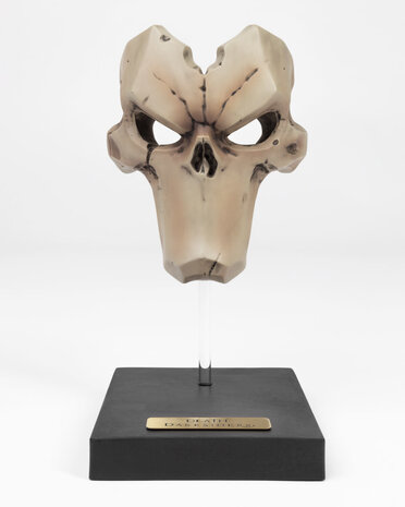Itemlab Darksiders : Death Mask 1:2 Scale Prop Replica Itemlab Darksiders : Death Mask 1:2 Scale Prop Replica