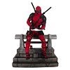 DIAMOND SELECT TOYS Marvel Premier Collection: Statue Deadpool 25 cm DIAMOND SELECT TOYS Marvel Premier Collection: Statue Deadpool 25 cm