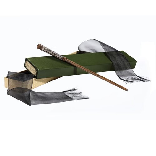 The Noble Collection Fantastic Beasts: The Secrets of Dumbledore - Wand of Vicencia Santos in Collector's Box The Noble Collection Fantastic Beasts: The Secrets of Dumbledore - Wand of Vicencia Santos in Collector's Box