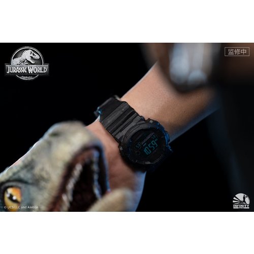 infinity studio Jurassic World: Fallen Kingdom - Owen and Baby Blue 1:4 Scale Statue infinity studio Jurassic World: Fallen Kingdom - Owen and Baby Blue 1:4 Scale Statue