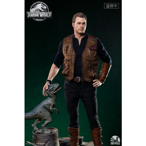 infinity studio Jurassic World: Fallen Kingdom - Owen and Baby Blue 1:4 Scale Statue infinity studio Jurassic World: Fallen Kingdom - Owen and Baby Blue 1:4 Scale Statue