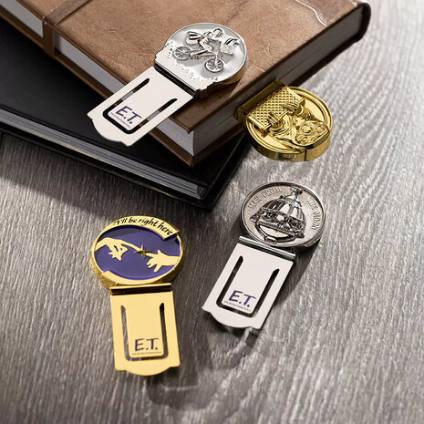 The Noble Collection E.T. Bookmark Set The Noble Collection E.T. Bookmark Set