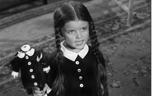 Lisa Loring, Mercredi  (Wednesday) Addams "La Famille Addams", une ancienne école disparue.