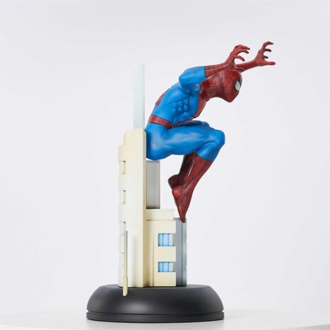 Diamond Direct Marvel Gallery: Leaping Spider-Man - Exclusive 25th Anniversary Figure Diamond Direct Marvel Gallery: Leaping Spider-Man - Exclusive 25th Anniversary Figure