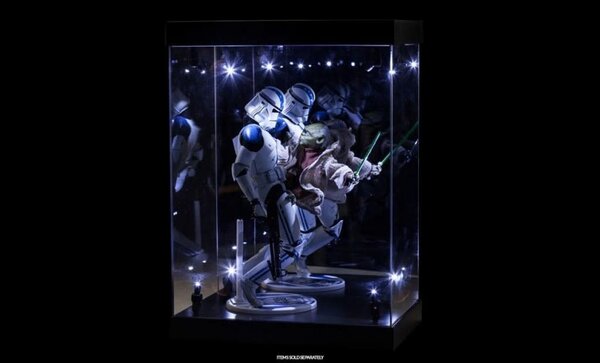 Sideshow Toys Vitrinekast met verlichting voor 1:6 schaal verzamelobjecten. Sideshow Toys Vitrinekast met verlichting voor 1:6 schaal verzamelobjecten.