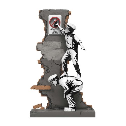 Mighty Jaxx Graffiti Crime by Brandalised Designer Statue Mighty Jaxx Graffiti Crime by Brandalised Designer Statue