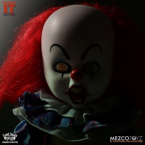 Mezcotoys Living Dead Dolls: IT 1990 - Pennywise Mezcotoys Living Dead Dolls: IT 1990 - Pennywise