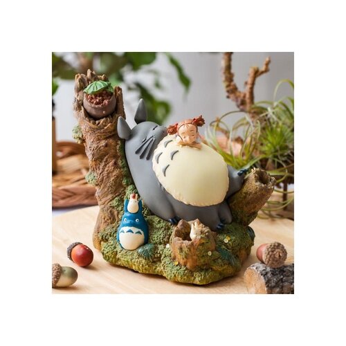 Studio Ghibli My Neighbor Totoro: Mei Taking A Nap - Music Box Studio Ghibli My Neighbor Totoro: Mei Taking A Nap - Music Box
