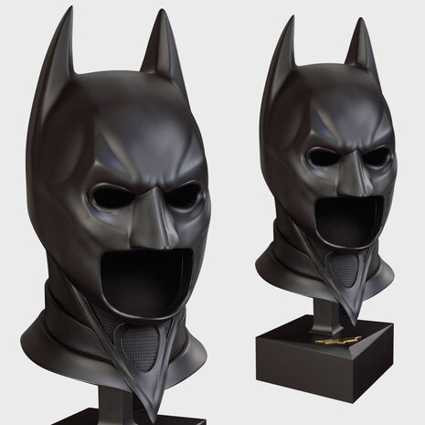 The Noble Collection DC Comics: Batman - The Dark Knight Special Edition Full Size Cowl The Noble Collection DC Comics: Batman - The Dark Knight Special Edition Full Size Cowl