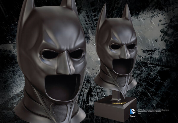 The Noble Collection DC Comics: Batman - The Dark Knight Special Edition Full Size Cowl The Noble Collection DC Comics: Batman - The Dark Knight Special Edition Full Size Cowl