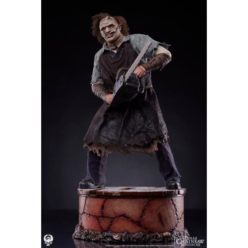 Premium Collectible Studios The Texas Chainsaw Massacre: Leatherface 1:4 Scale Statue Premium Collectible Studios The Texas Chainsaw Massacre: Leatherface 1:4 Scale Statue
